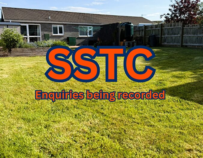 2 Bedroom Bungalow For Sale In Glanceulan, Penrhyncoch, SY23