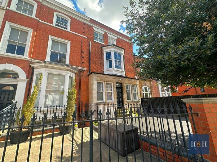 Studio To Rent In Castilian Street, Town Centre -, NN1