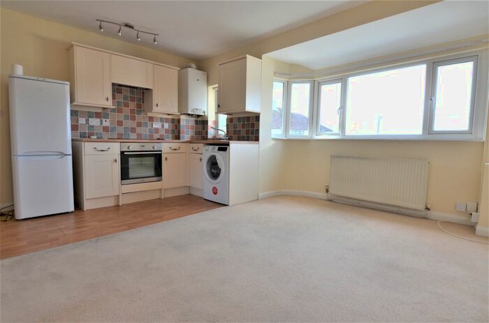 1 Bedroom Flat To Rent In Crabtree Road, Botley OX2