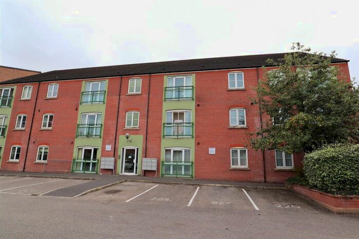 1 Bedroom Flat To Rent In Riverside Drive, Lincoln, LN5