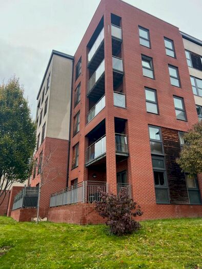 1 Bedroom Apartment To Rent In Madison Walk, Birmingham, B15