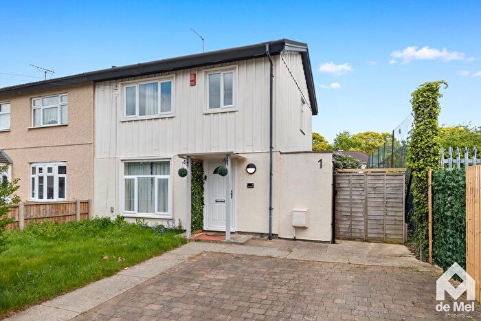4 Bedroom Semi-Detached House For Sale In Pennine Road, Cheltenham, GL52