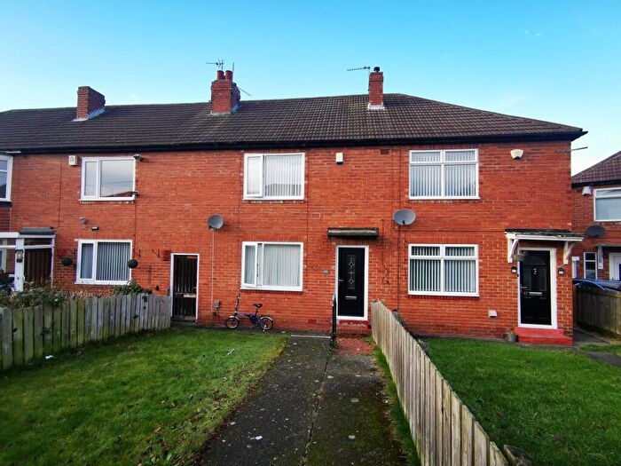 2 Bedroom Semi Detached House To Rent In Deanham Gardens, Fenham, Newcastle Upon Tyne, NE5