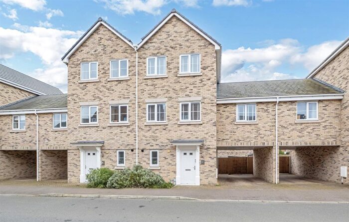 4 Bedroom Town House For Sale In Houghton Way, Bury St. Edmunds, IP33