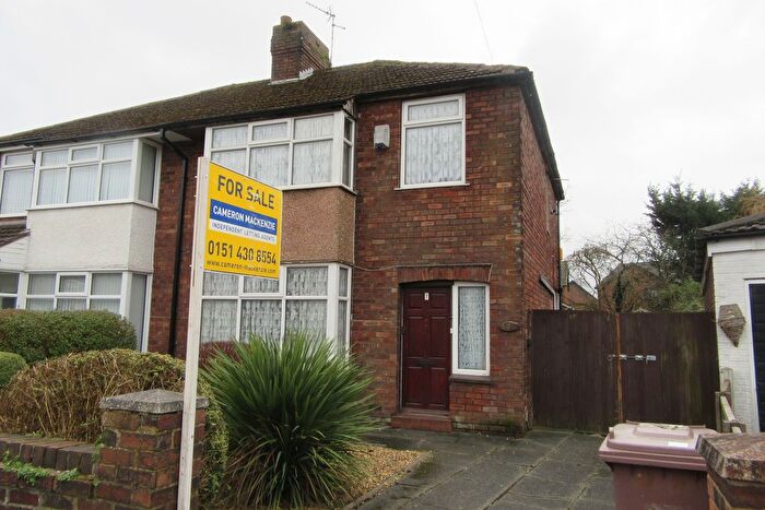 3 Bedroom Semi-Detached House For Sale In Vincent Road, Rainhill, Prescot, L35