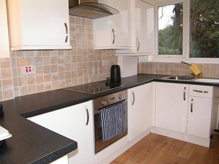 3 Bedroom Property To Rent In Old Hall Road, Sale, M33