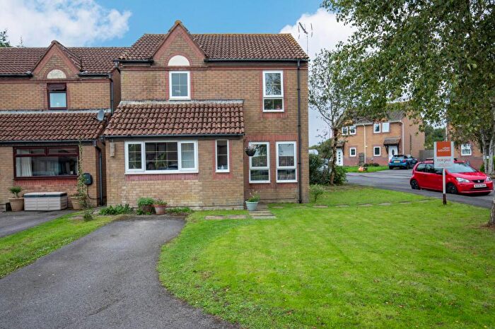 3 Bedroom Detached House For Sale In Ogmore Drive, Nottage, CF36