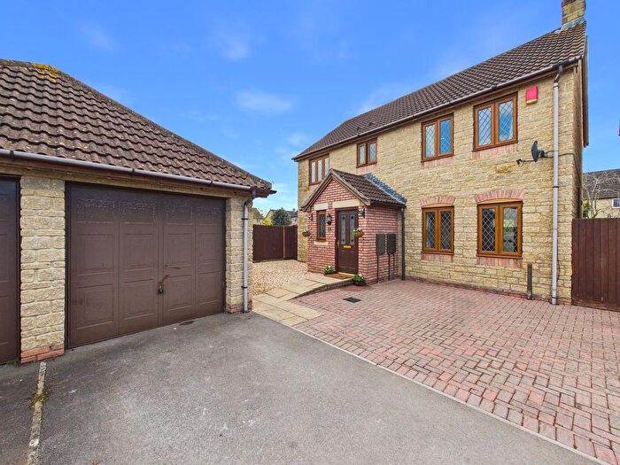 4 Bedroom Detached House For Sale In Home Farm Court, St Georges, Weston-Super-Mare, BS22
