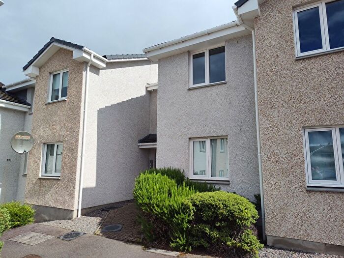 2 Bedroom Flat For Sale In Woodlands Brae, Westhill, Inverness, IV2