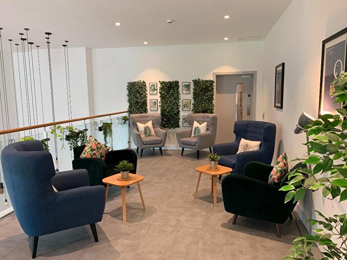 2 Bedroom Apartment To Rent In Flat Cotton Field Wharf, New Union Street, Manchester, Greater Manchester, M4