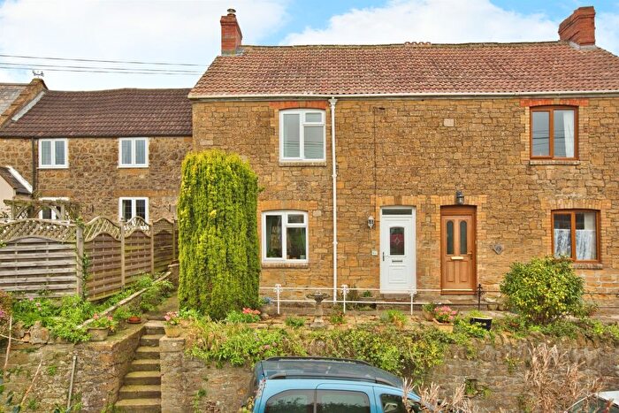 3 Bedroom Semi-Detached House For Sale In Silver Street, South Petherton, TA13