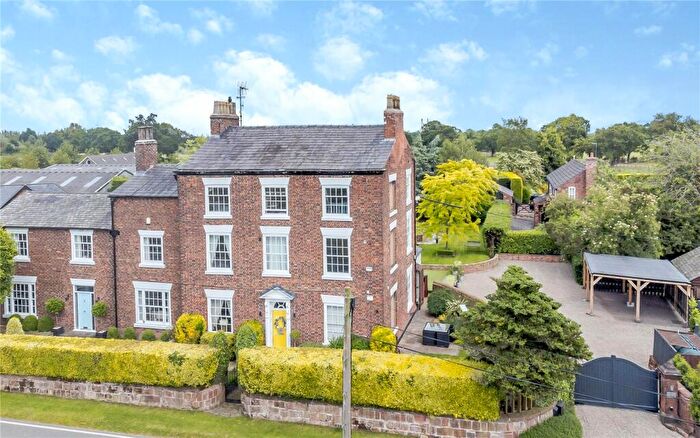 6 Bedroom Semi-Detached House For Sale In Little Rake Lane, Chorlton-by-Backford, Chester, CH2