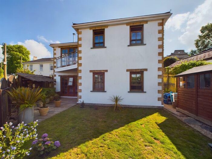 3 Bedroom Detached House For Sale In Lower Terrace, Ponsanooth, Truro, TR3