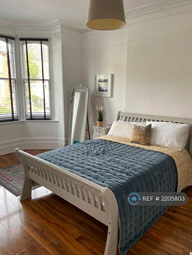 3 Bedroom Maisonette To Rent In Cambridge Road, Bromley, BR1