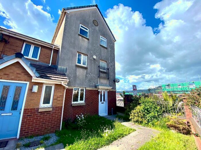 4 Bedroom Town House To Rent In Jersey Quay, Aberavon, Port Talbot, SA12