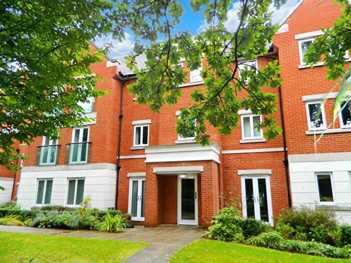 2 Bedroom Apartment To Rent In Comptons Lane, Horsham, RH13