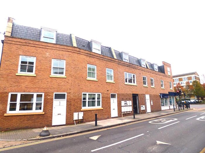 1 Bedroom Flat To Rent In St. Stephens Road, Bow, London, E3