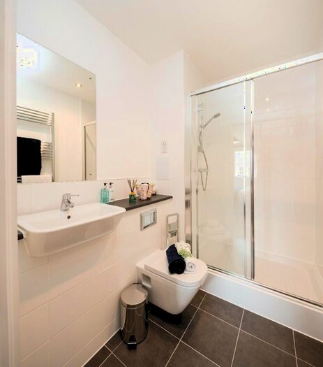 1 Bedroom Flat To Rent In Sopwith Avenue, London, E17