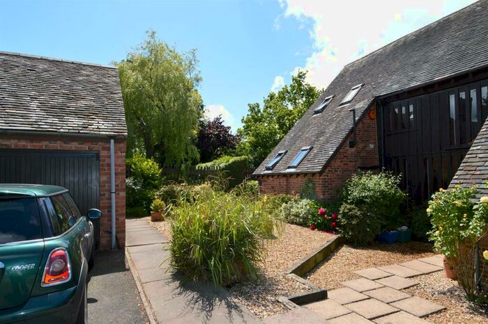 2 Bedroom Garage / Parking To Rent In Bournville Mews, Oak Farm Road, Bournville, Birmingham, B30