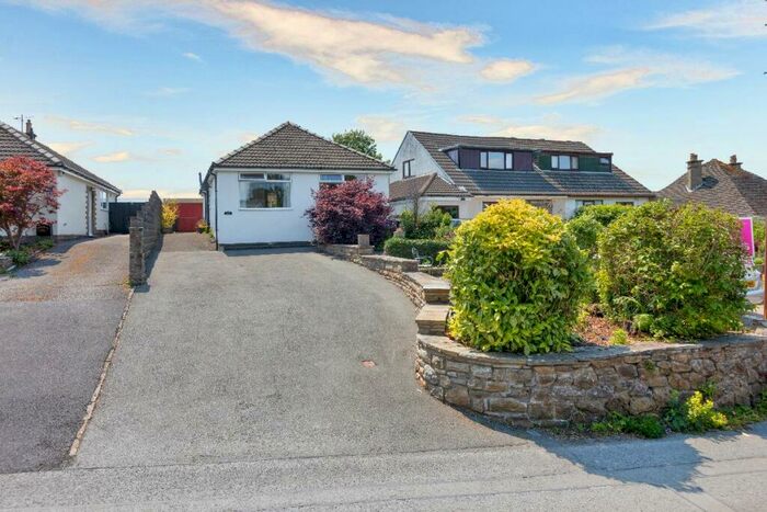 2 Bedroom Bungalow For Sale In School House Lane, Halton, LA2