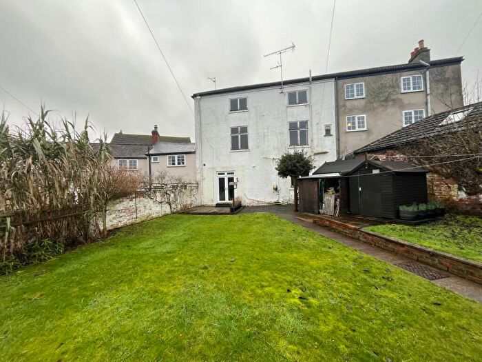4 Bedroom Semi-Detached House For Sale In Tanners Lane, Hathern, Loughborough, LE12