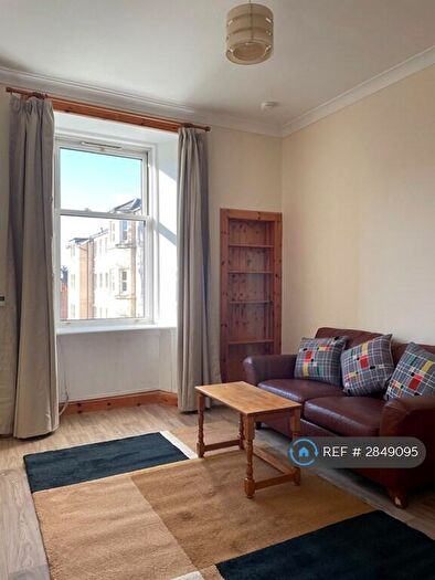 1 Bedroom Flat To Rent In Millar Place, Edinburgh, EH10