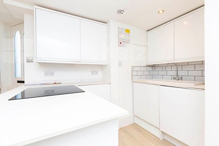 Studio To Rent In Northolme Road, Highbury, N5