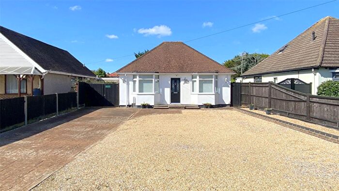 3 Bedroom Bungalow For Sale In Grinstead Lane, Lancing, West Sussex, BN15