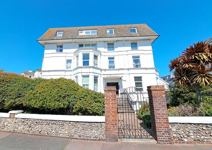 1 Bedroom Flat For Sale In Trinity Trees, Eastbourne, East Sussex, BN21