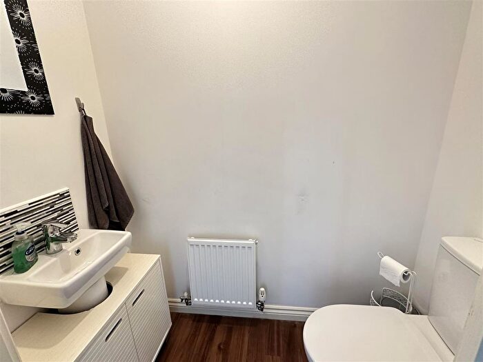 4 Bedroom Detached House For Sale In Mourie Wood Way, Yarm, TS15