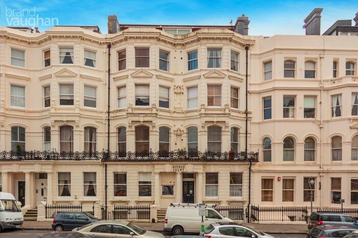 1 Bedroom Flat To Rent In Avenue Court, Palmeira Avenue, Hove, East Sussex, BN3