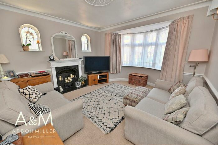 3 Bedroom Semi-Detached House To Rent In Harewood Drive, Clayhall, IG5