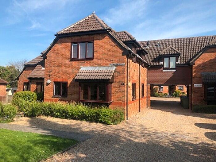 Studio To Rent In Littlehaven Lane, Horsham, West Sussex., RH12