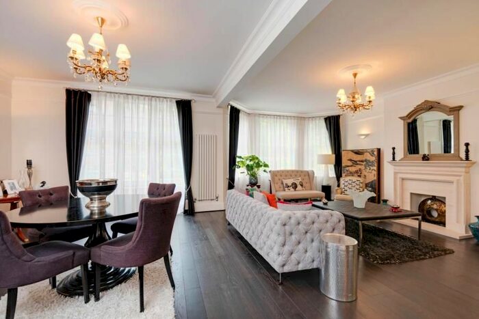 4 Bedroom Flat To Rent In Sandringham Court, Little Venice, W9