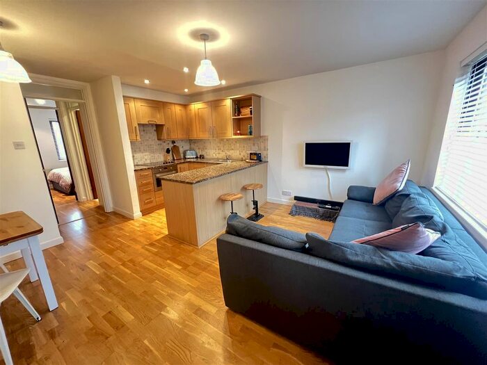 1 Bedroom Flat To Rent In Reynolds Close, Colliers Wood, London, SW19