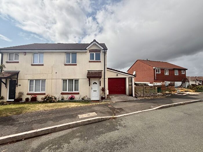 3 Bedroom Semi-Detached House For Sale In Battershall Close, Plymstock, Plymouth, PL9