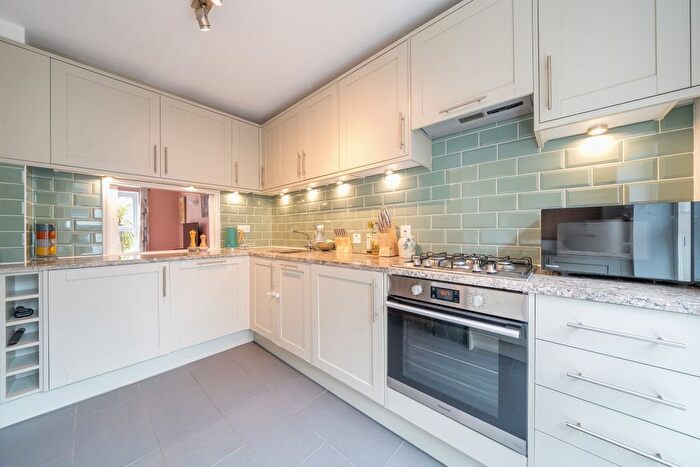 3 Bedroom Terraced House To Rent In Queen Elizabeth Street, Shad Thames, SE1