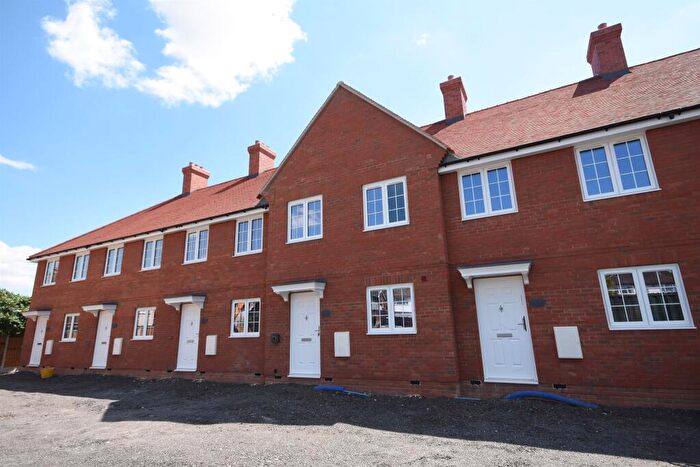 2 Bedroom End Of Terrace House For Sale In Peverel Place, Hatfield Peverel, Chelmsford, CM3