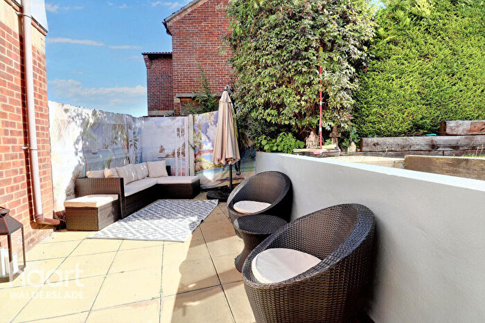 4 Bedroom Detached House For Sale In Thrush Close, Chatham, ME5