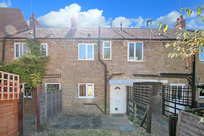2 Bedroom Terraced House To Rent In Brook Street, Raunds, NN9