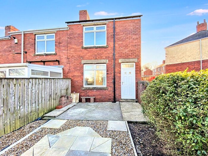 2 Bedroom End Of Terrace House To Rent In Annfield Place, Annfield Plain, Stanley, DH9