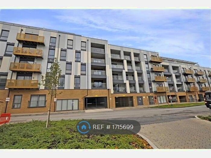 2 Bedroom Flat To Rent In Watson Heights, Chelmsford, CM1