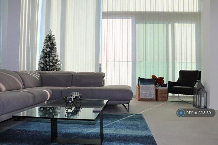 1 Bedroom Flat To Rent In Warehouse W, London, E16