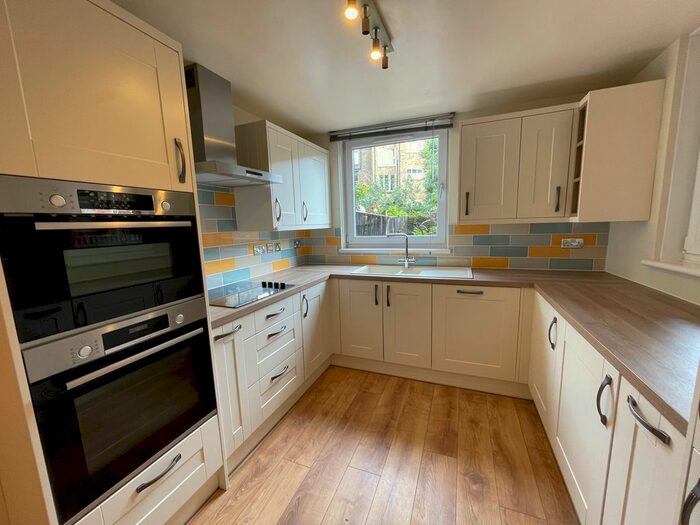 3 Bedroom Maisonette To Rent In More Close, West Kensington, London, W14