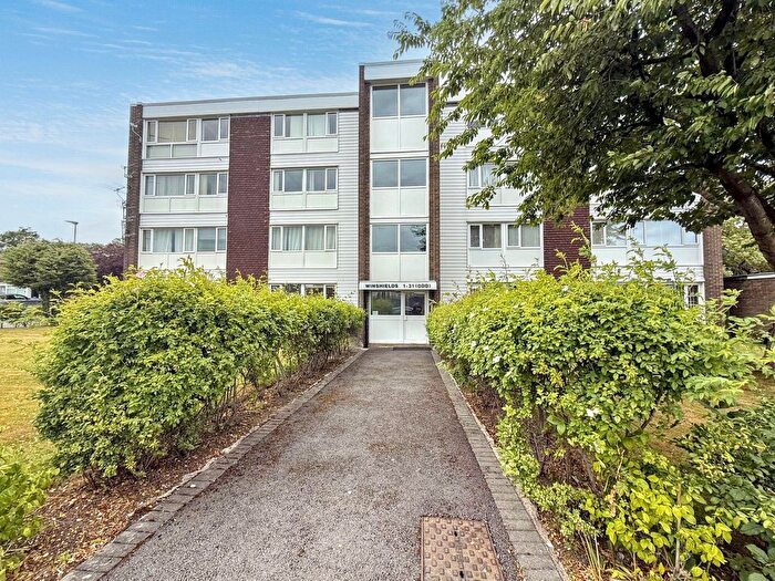 2 Bedroom Flat To Rent In Winshields, Cramlington, NE23