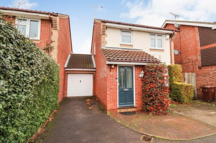 3 Bedroom Detached House To Rent In Drake Road, Chafford Hundred, Grays, RM16