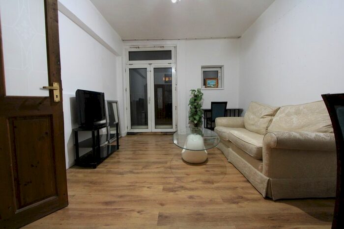 2 Bedroom Flat To Rent In Augustus Street, London, NW1