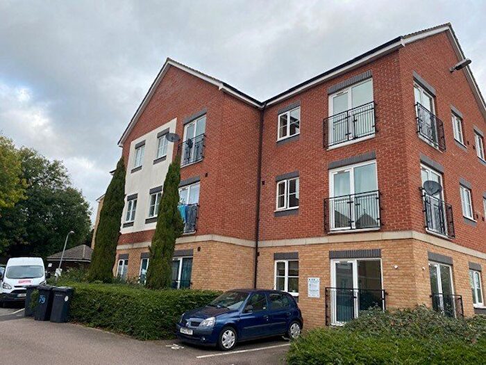 2 Bedroom Flat To Rent In Poppy Fields, Kettering, NN16