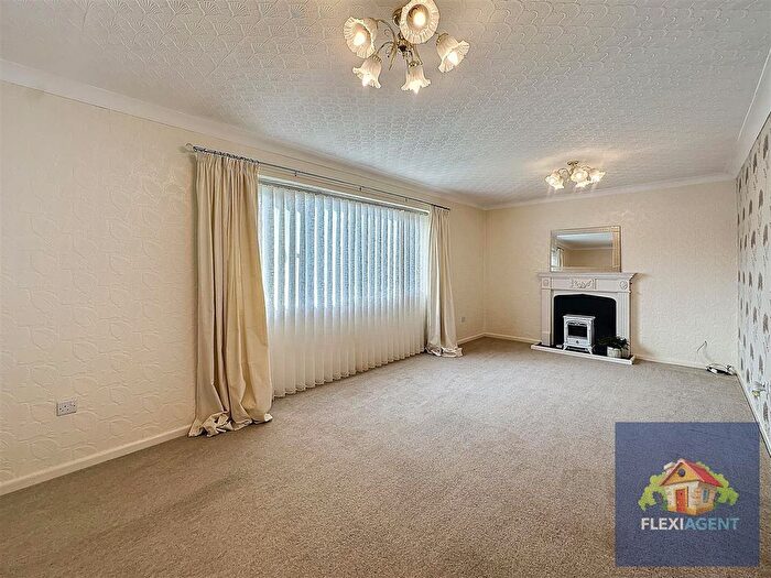 3 Bedroom Detached Bungalow For Sale In Kingston Crescent, Marshside, Southport, PR9
