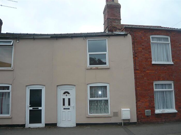 2 Bedroom House To Rent In Dogdyke Road, Coningsby, Lincoln, LN4